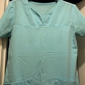 Grey’s Anatomy signature collection scrub top in women’s medium